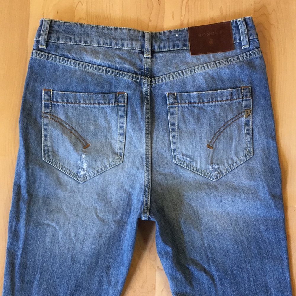 Dondup Fighter distressed jeans in Taegu w…